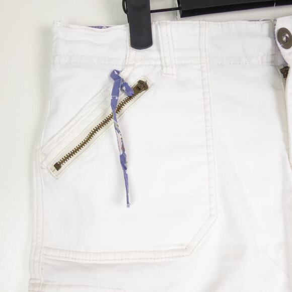 Free People Shorts Womens SZ 6 6.5" Inseam Cut Off Cargo Zip Pockets Mid Rise - Picture 3 of 13